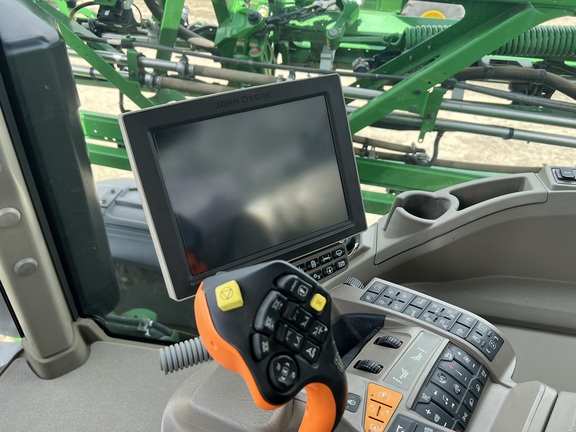 2022 John Deere 612R Sprayer/High Clearance