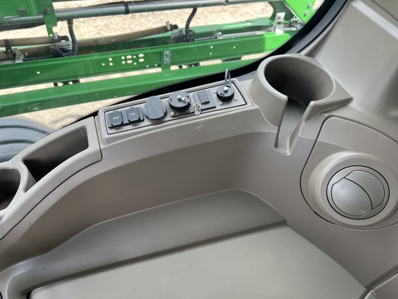 2022 John Deere 612R Sprayer/High Clearance