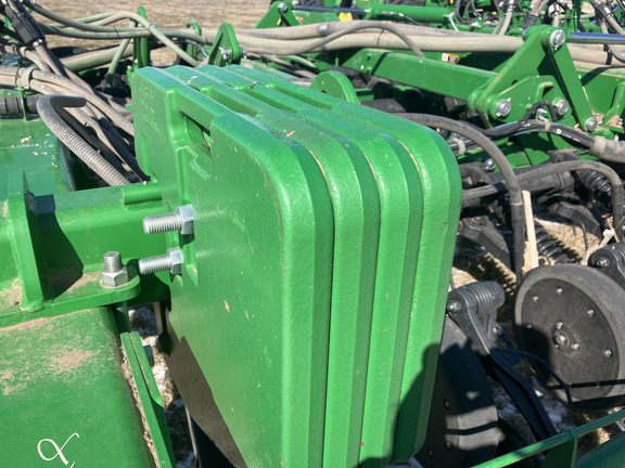 2021 John Deere N560F Air Seeder