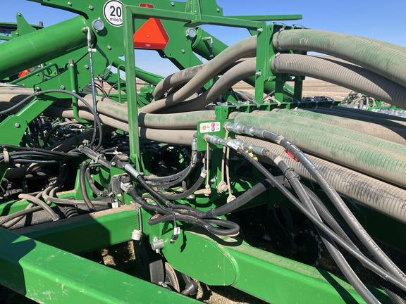 2021 John Deere N560F Air Seeder