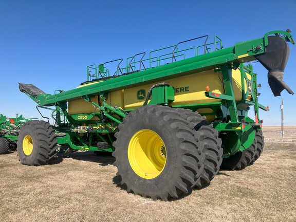 2021 John Deere N560F Air Seeder