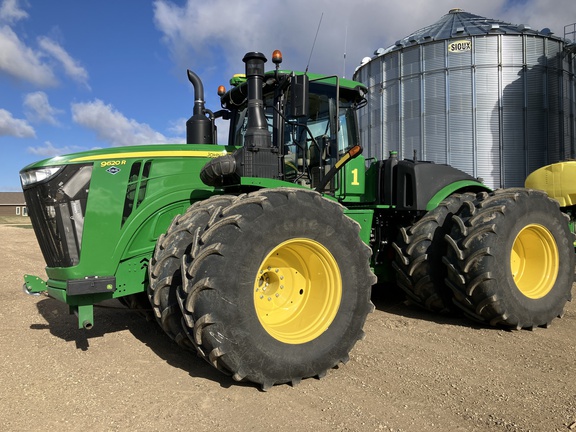 2021 John Deere 9620R Tractor 4WD