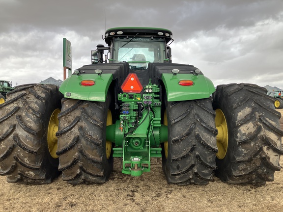 2021 John Deere 9620R Tractor 4WD