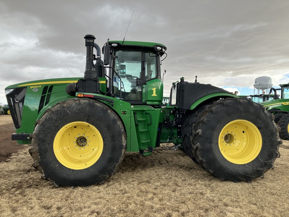 2021 John Deere 9620R Tractor 4WD