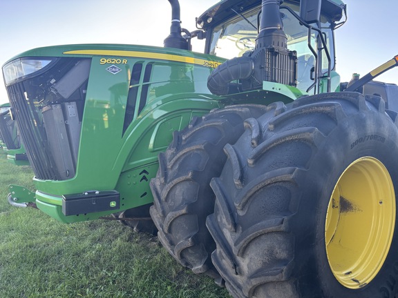 2021 John Deere 9620R Tractor 4WD