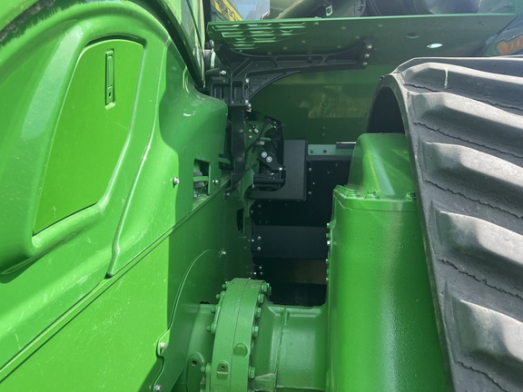 2022 John Deere 9RX 640 Tractor Rubber Track