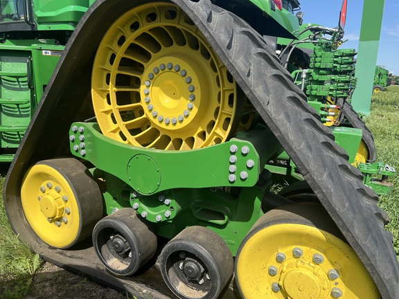 2022 John Deere 9RX 640 Tractor Rubber Track
