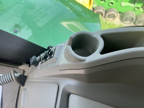 2022 John Deere 9RX 640 Tractor Rubber Track