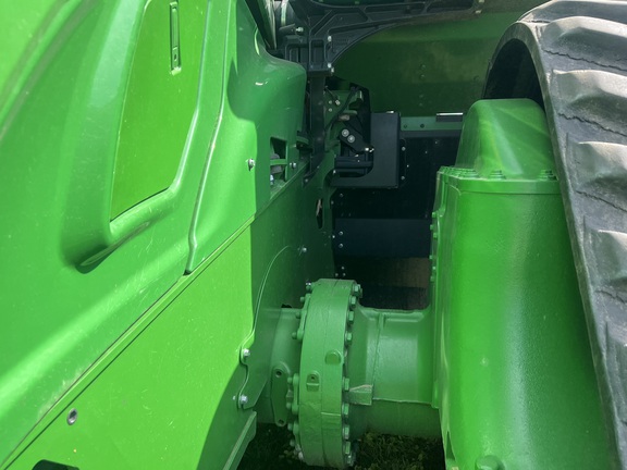 2022 John Deere 9RX 640 Tractor Rubber Track