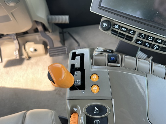 2022 John Deere 9RX 640 Tractor Rubber Track