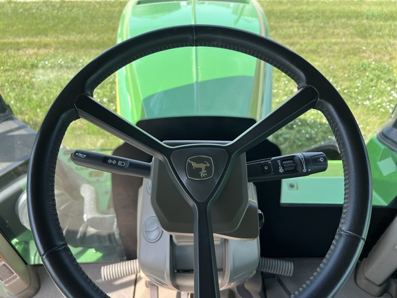 2022 John Deere 9RX 640 Tractor Rubber Track