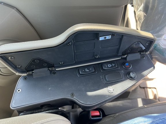 2022 John Deere 9RX 640 Tractor Rubber Track