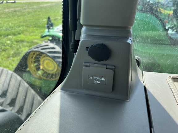 2022 John Deere 9RX 640 Tractor Rubber Track