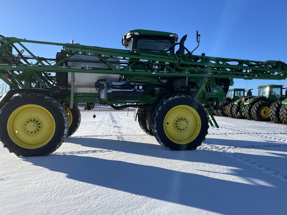 2024 John Deere 410R Sprayer/High Clearance