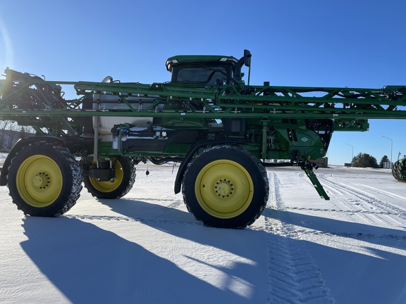 2024 John Deere 410R Sprayer/High Clearance