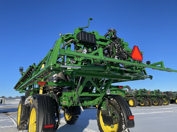 2024 John Deere 410R Sprayer/High Clearance