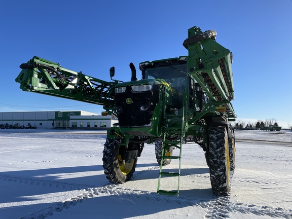 2024 John Deere 410R Sprayer/High Clearance