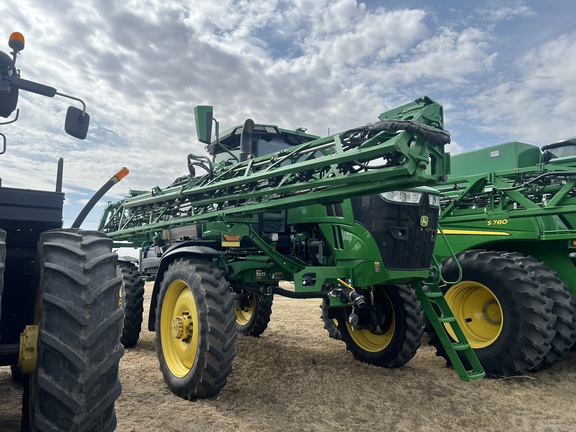 2022 John Deere 410R Sprayer/High Clearance