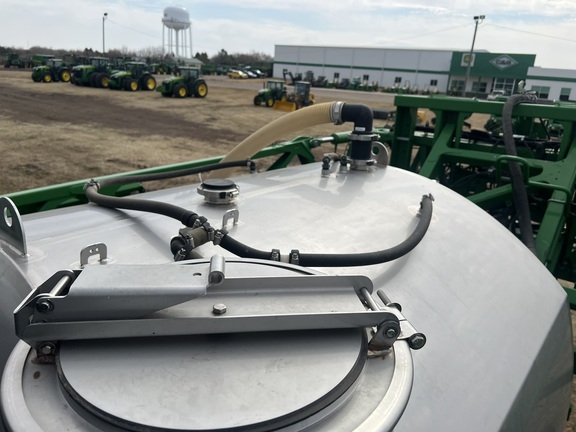 2022 John Deere 410R Sprayer/High Clearance