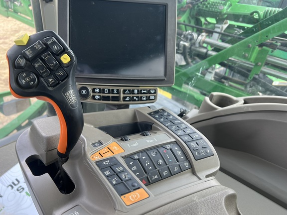 2022 John Deere 410R Sprayer/High Clearance