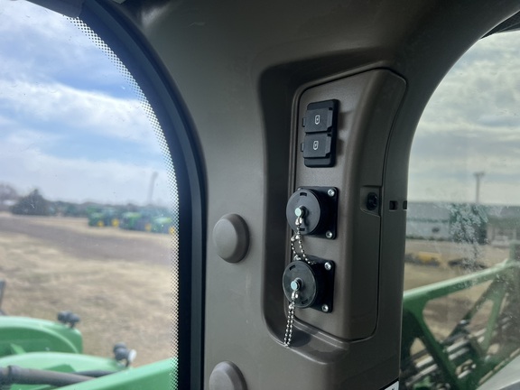 2022 John Deere 410R Sprayer/High Clearance