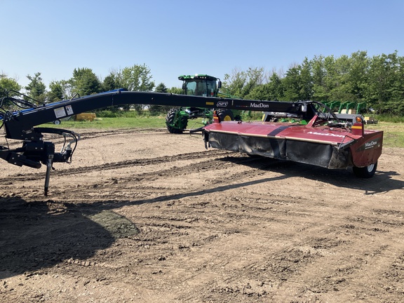 2012 MacDon R85 Mower Conditioner