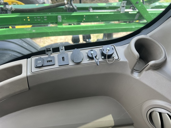 2024 John Deere 616R Sprayer/High Clearance