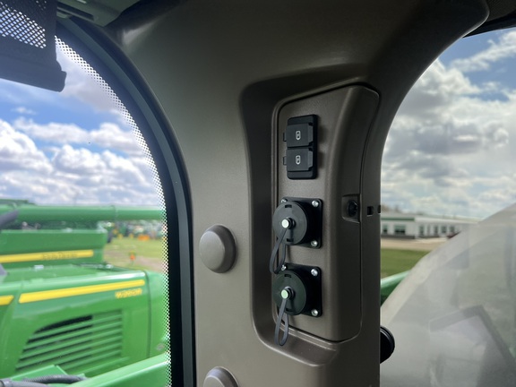 2024 John Deere 616R Sprayer/High Clearance