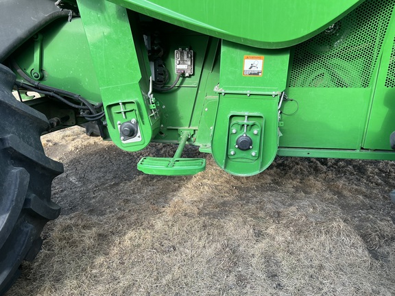 2021 John Deere S780 Combine