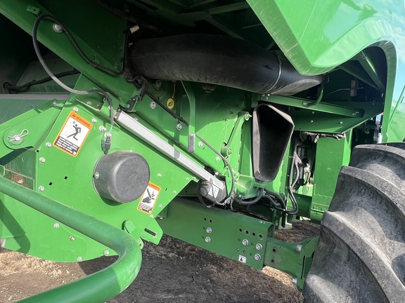 2021 John Deere S780 Combine
