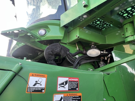 2021 John Deere S780 Combine