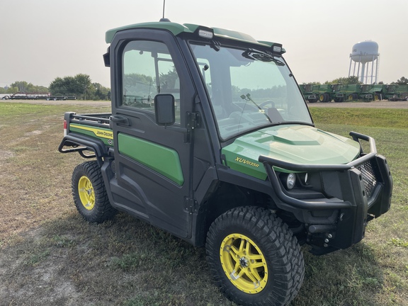 2022 John Deere XUV 835R ATV