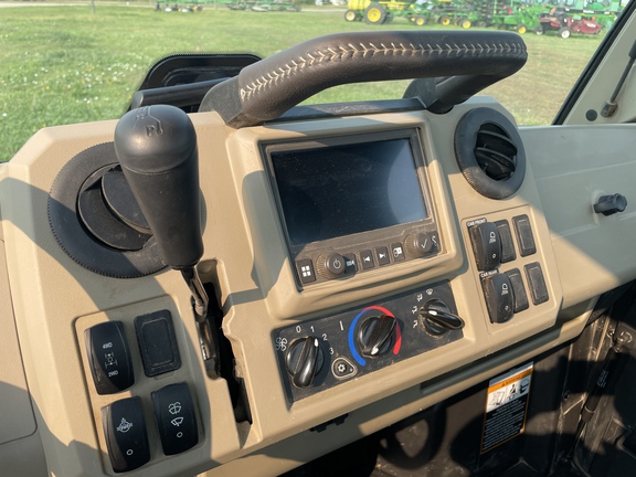 2022 John Deere XUV 835R ATV