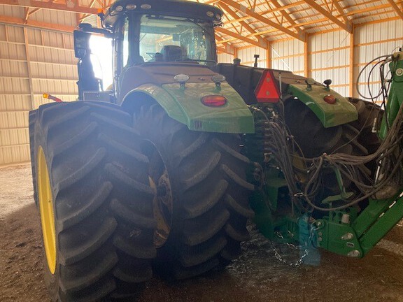 2021 John Deere 9520R Tractor 4WD