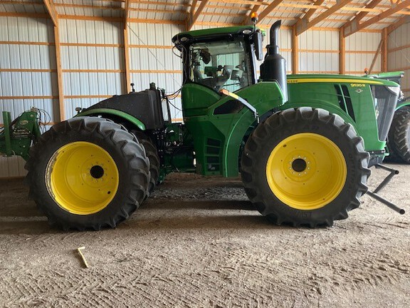 2021 John Deere 9520R Tractor 4WD