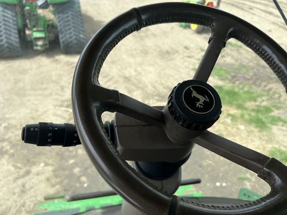 2017 John Deere S680 Combine