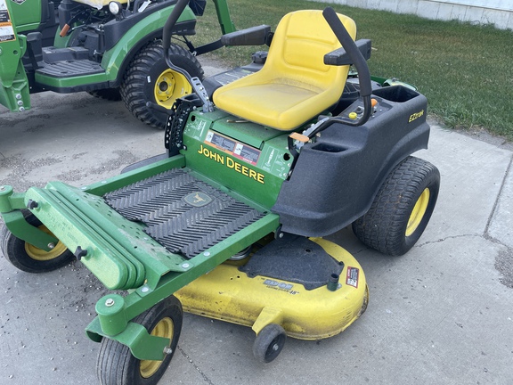 2012 John Deere Z245 Mower/Zero Turn