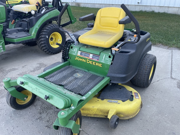 2012 John Deere Z245 Mower/Zero Turn