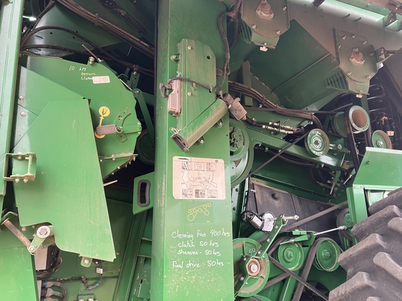 2022 John Deere S780 Combine