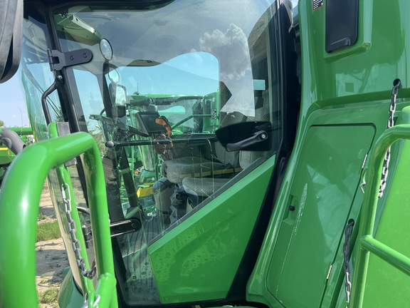 2022 John Deere S780 Combine