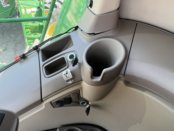 2022 John Deere S780 Combine