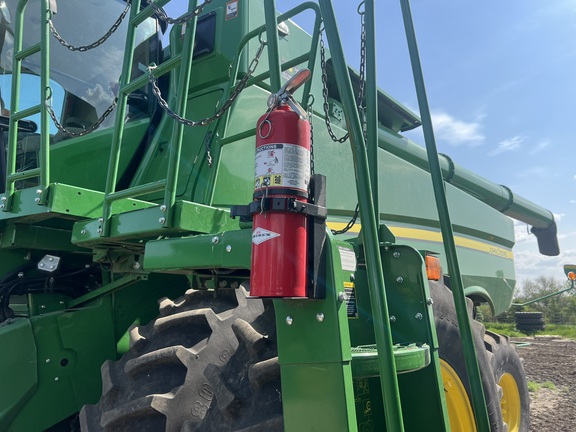 2022 John Deere S780 Combine