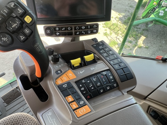 2022 John Deere S780 Combine