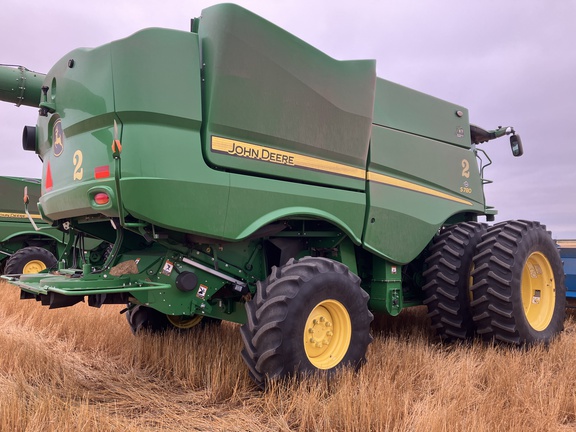 2022 John Deere S780 Combine