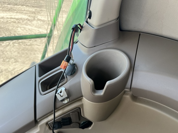 2022 John Deere S780 Combine