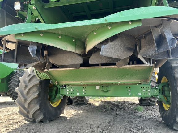 2022 John Deere S780 Combine