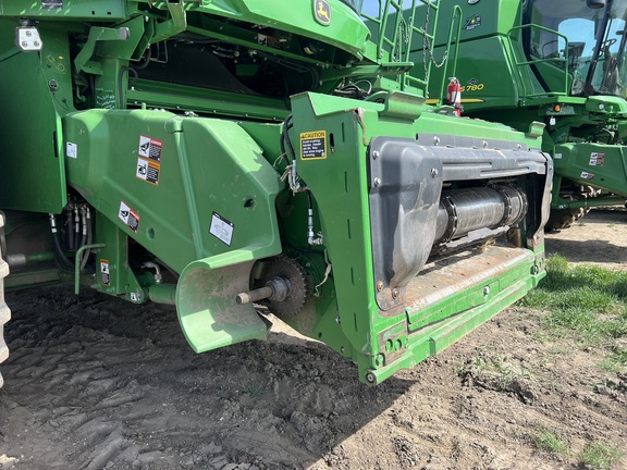 2022 John Deere S780 Combine