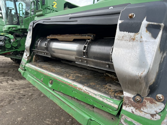 2022 John Deere S780 Combine