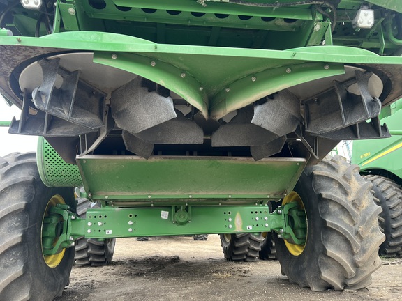 2022 John Deere S780 Combine
