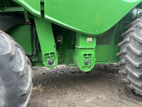 2022 John Deere S780 Combine